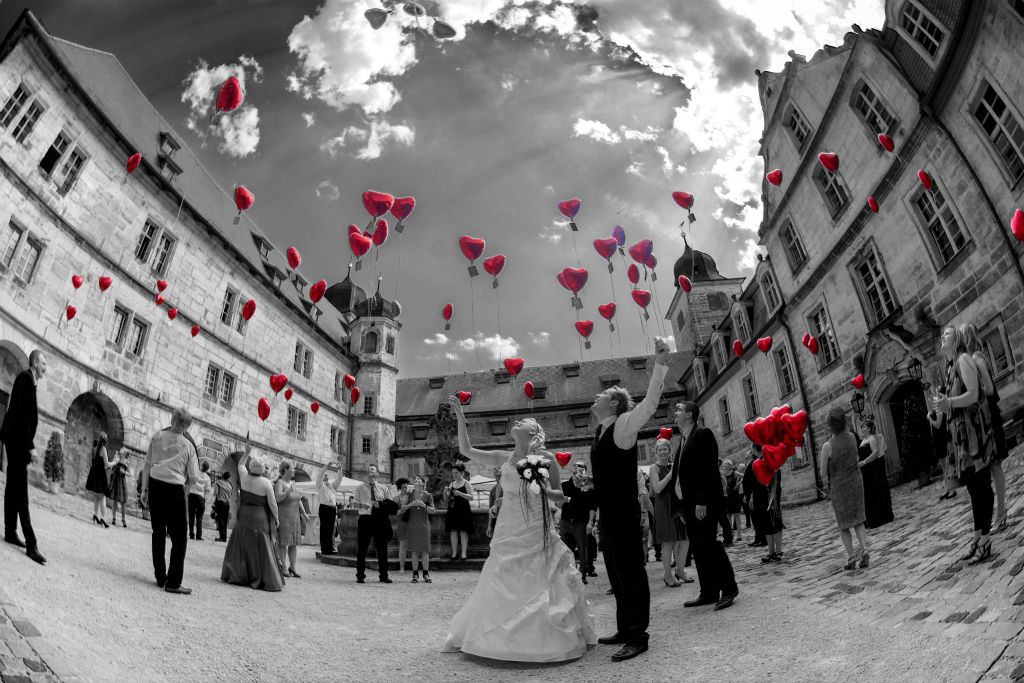 Luftballons im Schloss Thurnau