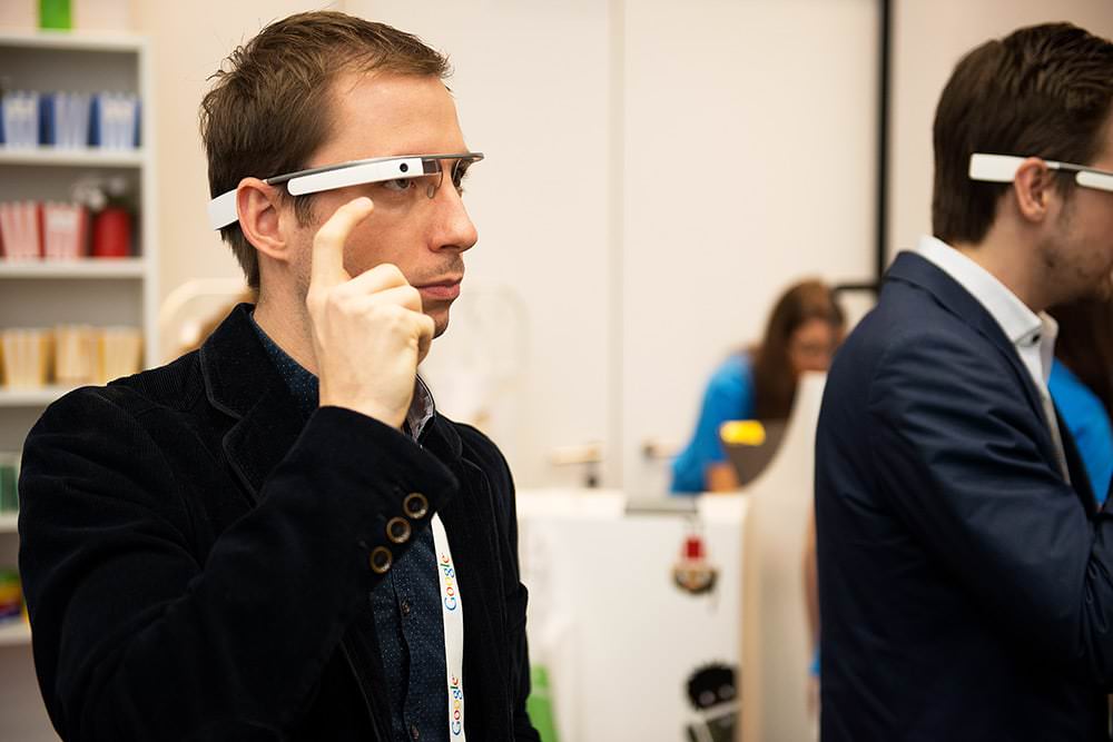 Digital-@-Campus-Mediamarkt-Saturn-Eventfotografie-Veranstaltungsfotos-Max-Hörath-Google-Glas