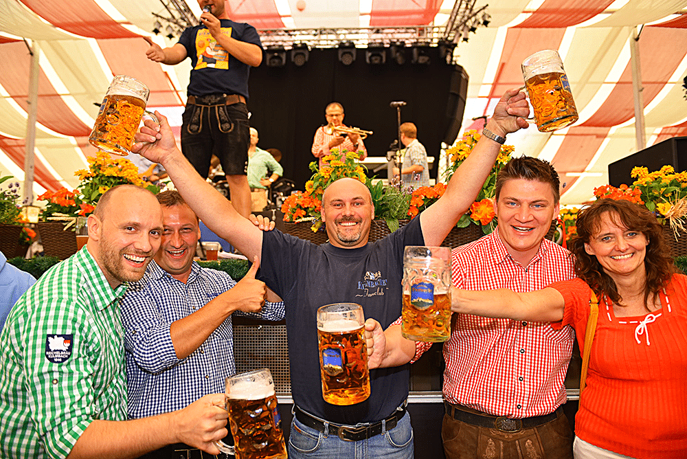 sieger-beim-maßkrugstemmen-Markus-Schleßmann-vom-Kulmbacher-Stammtisch-Benfica-Möchsico