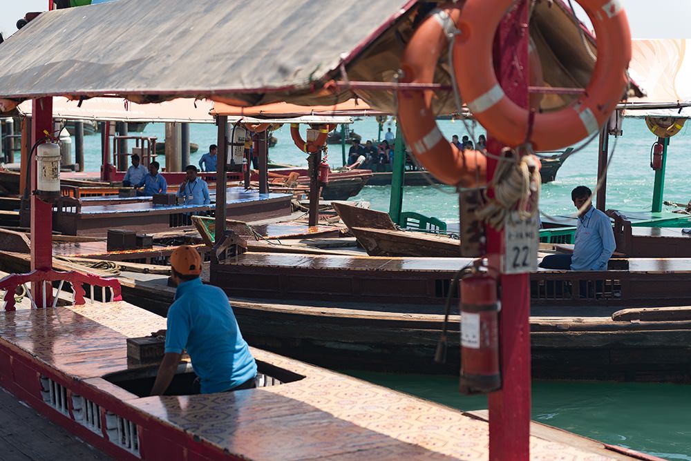 dubai-creek-wassertaxi-sightseeing-watertaxi-tourismus-sehenswürdigkeit-spots-old-souk