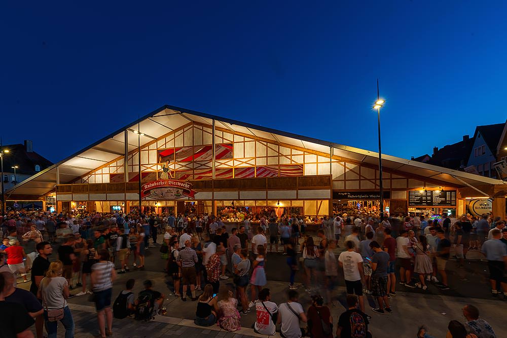 kulmbacher-bierwoche-bierfest-2018-neuer-stadel-bierzelt-kulmbach-max-hoerath-design Werbeagentur Kulmbach Bayreuth Bamberg