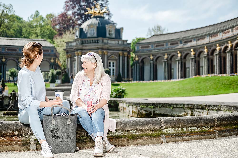 Ladies.De Bayreuth Ladies.De Bayreuth