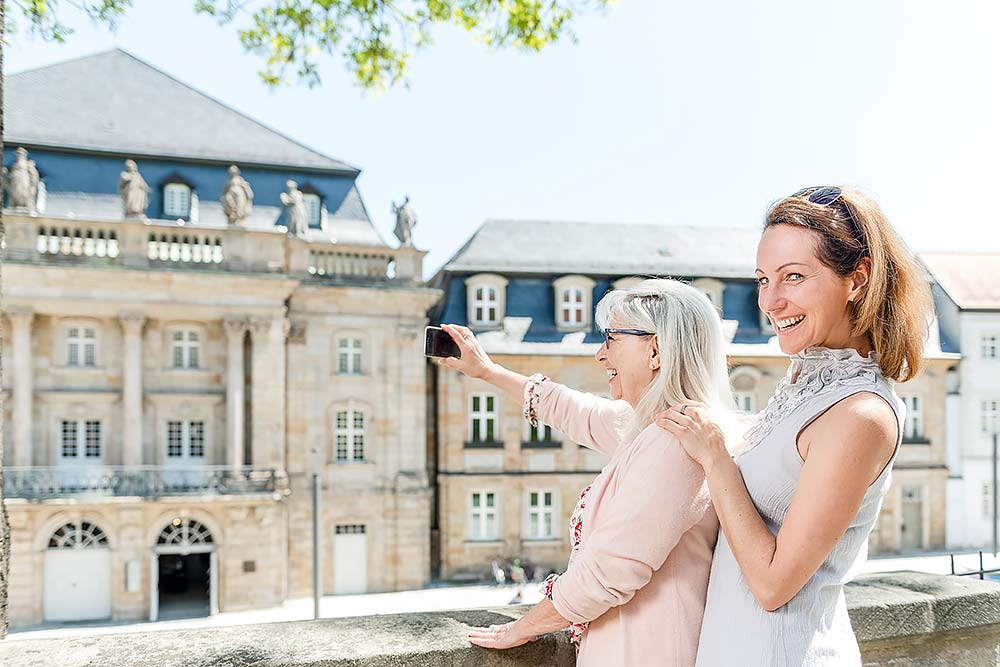 Ladies.De Bayreuth Ladies.De Bayreuth