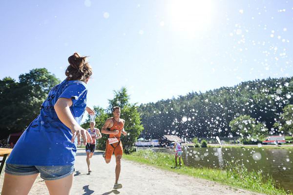 tennet-powertriathlon-trebgast-kulmbach-triathlon-sportfotograf-actionfotograf-max-hoerath-fotograf-werbefotograf-ats-schwimmen-badesee-laufstrecke-2019