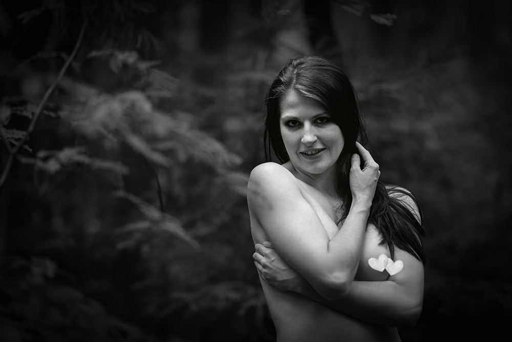 aktofotgrafie-im-wald-aktfotos-bamberg-schweinfurt Erotikfotos von Max Hörath Design