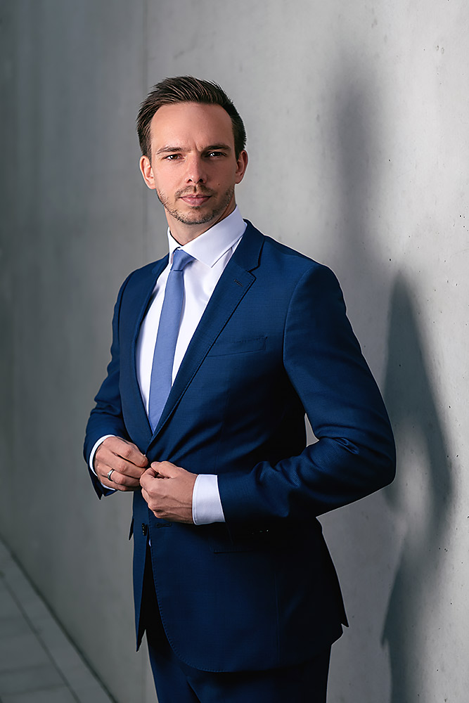 mitarbeiterfotos-teamfotos-businessbilder-franken Moderne Mitarbeiterfotos von Max Hörath Design