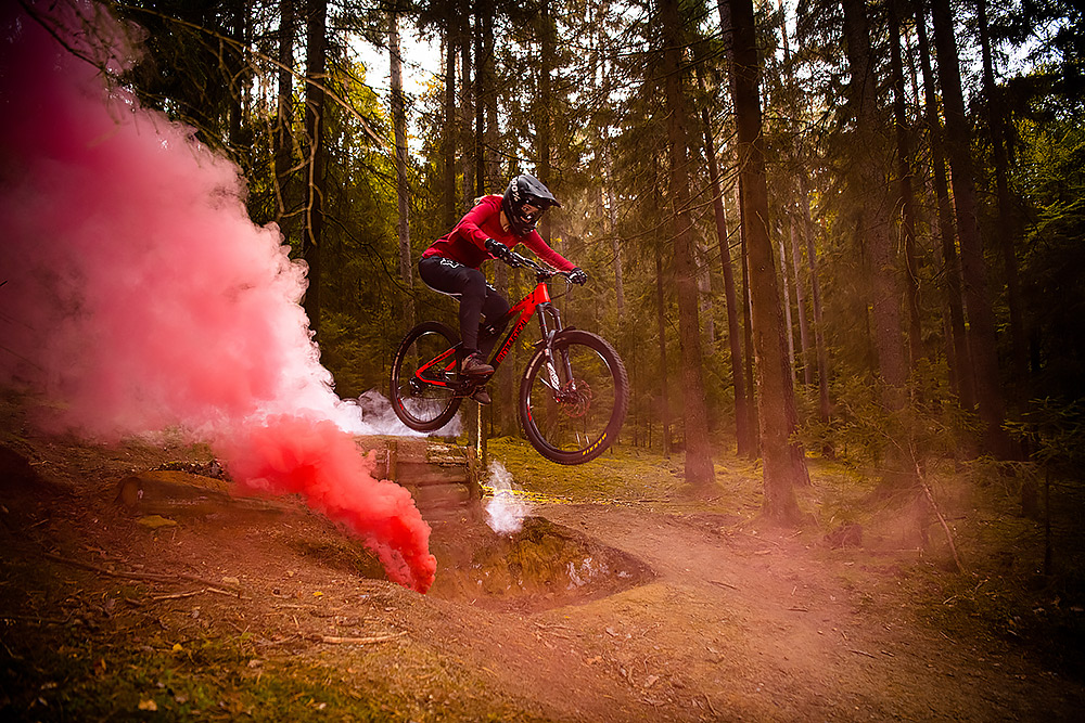 Actionfotograf Downhill Mountainbiking Kronach