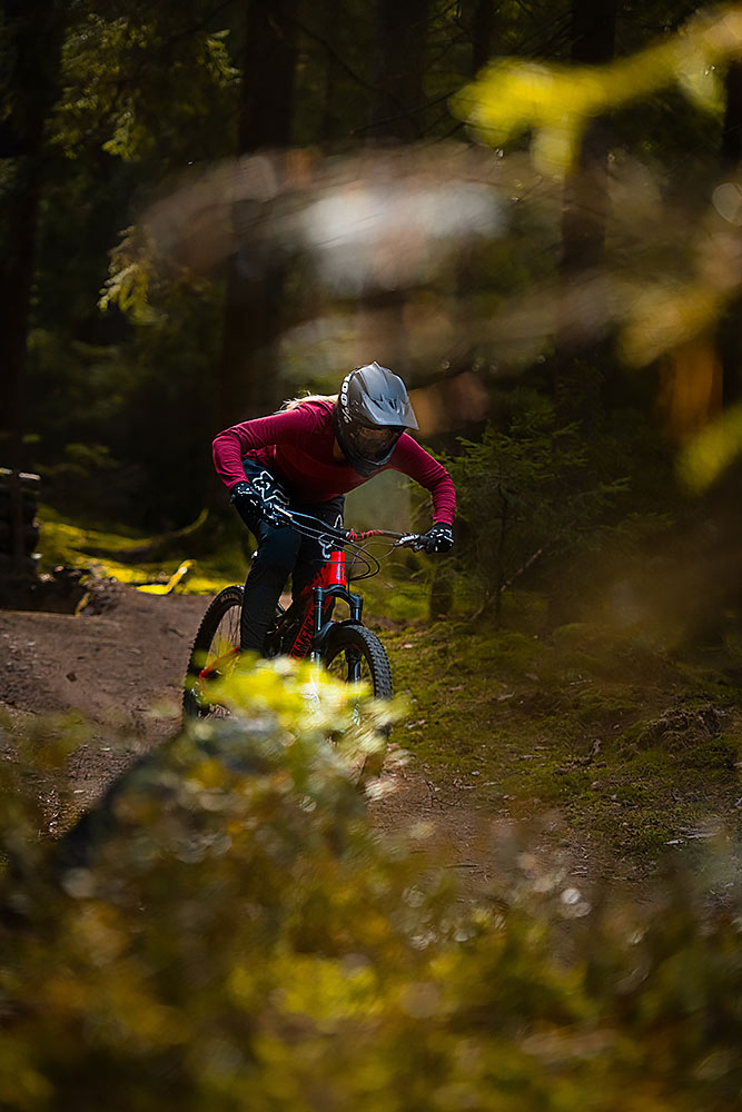Actionfotograf Downhill Mountainbiking Kronach