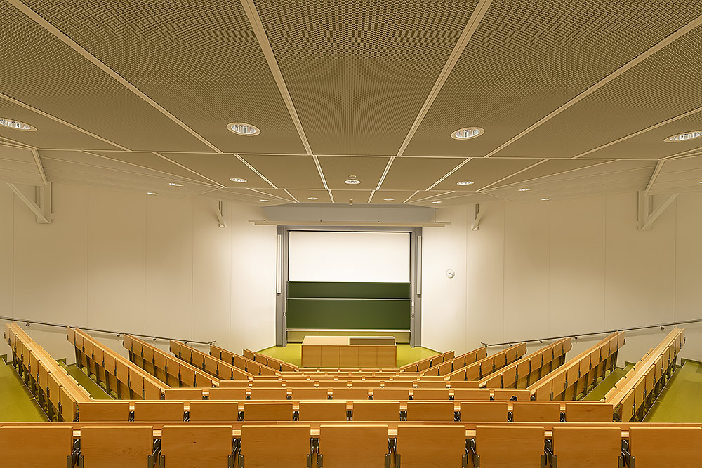 Architekturfotograf an der Universität Bayreuth - Max Hörath Design