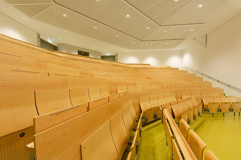 Architekturfotograf an der Universität Bayreuth - Max Hörath Design