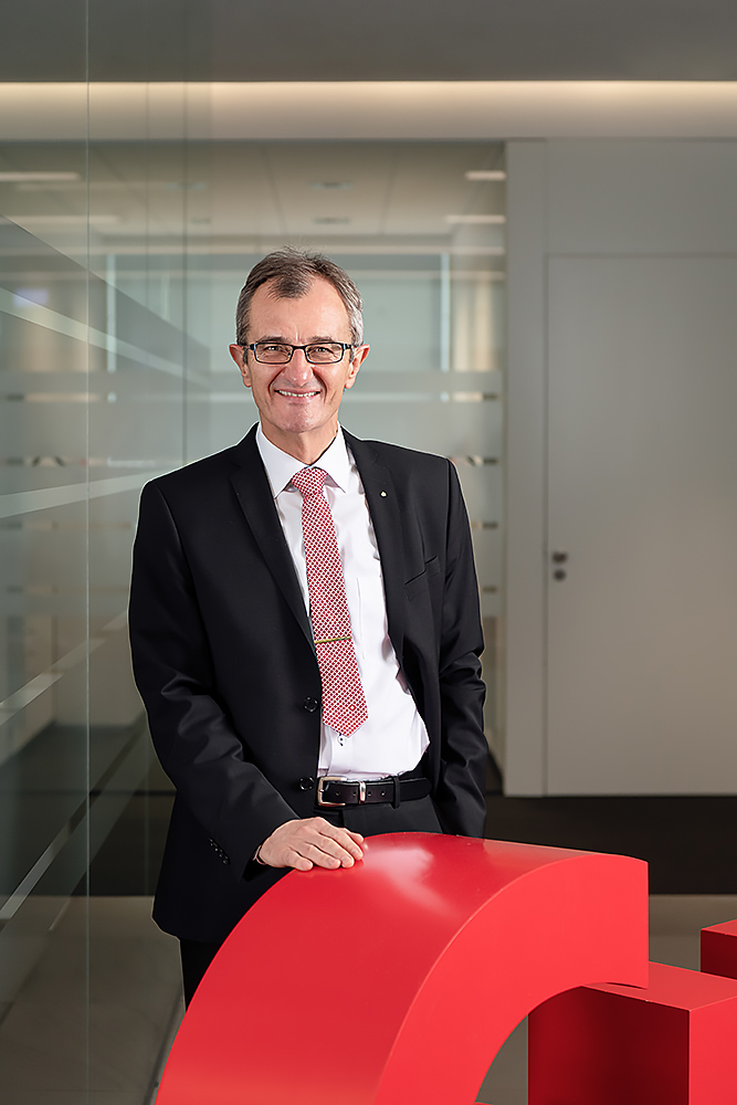 Werbefotograf Max Hörath Vorstand Harry Weiß