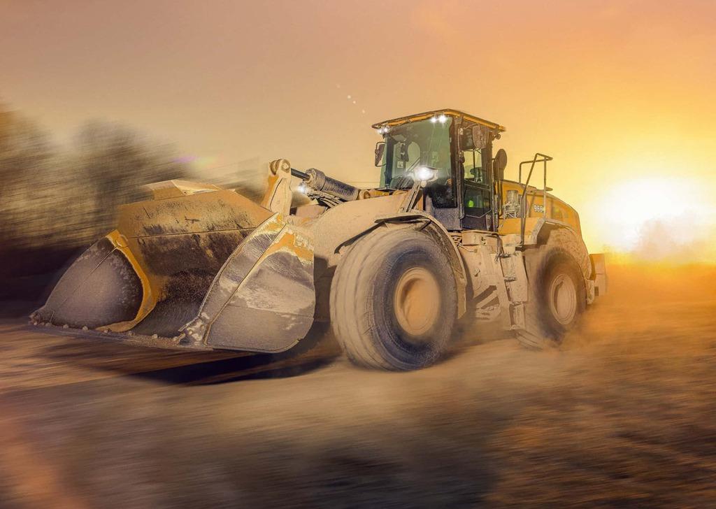 max-hoerath-werbefotograf-cat Profifotograf - Max Hörath Design