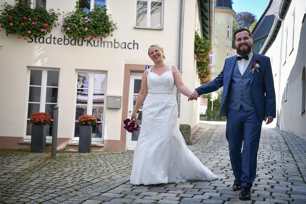 standesamtliche-trauung-standesamt-kulmbach-hochzeit Hochzeitsfotograf - Max Hörath Design