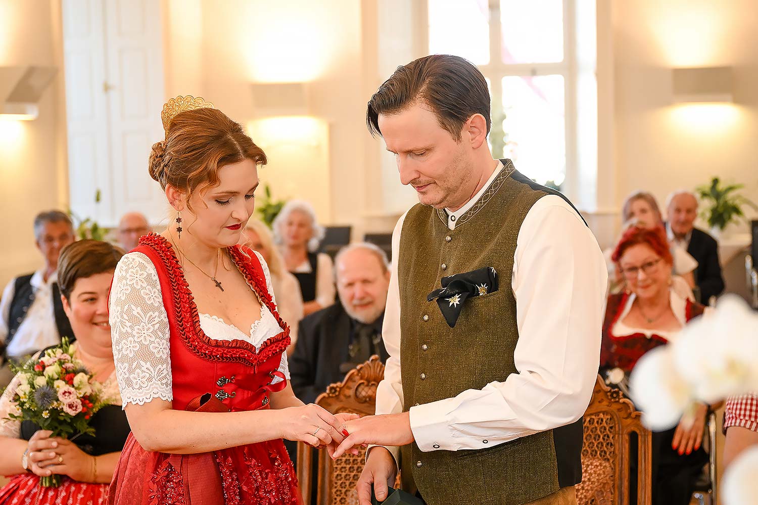 hochzeit in kulmbach - standesamtliche trauung im rathaus kulmbach - max hoerath design