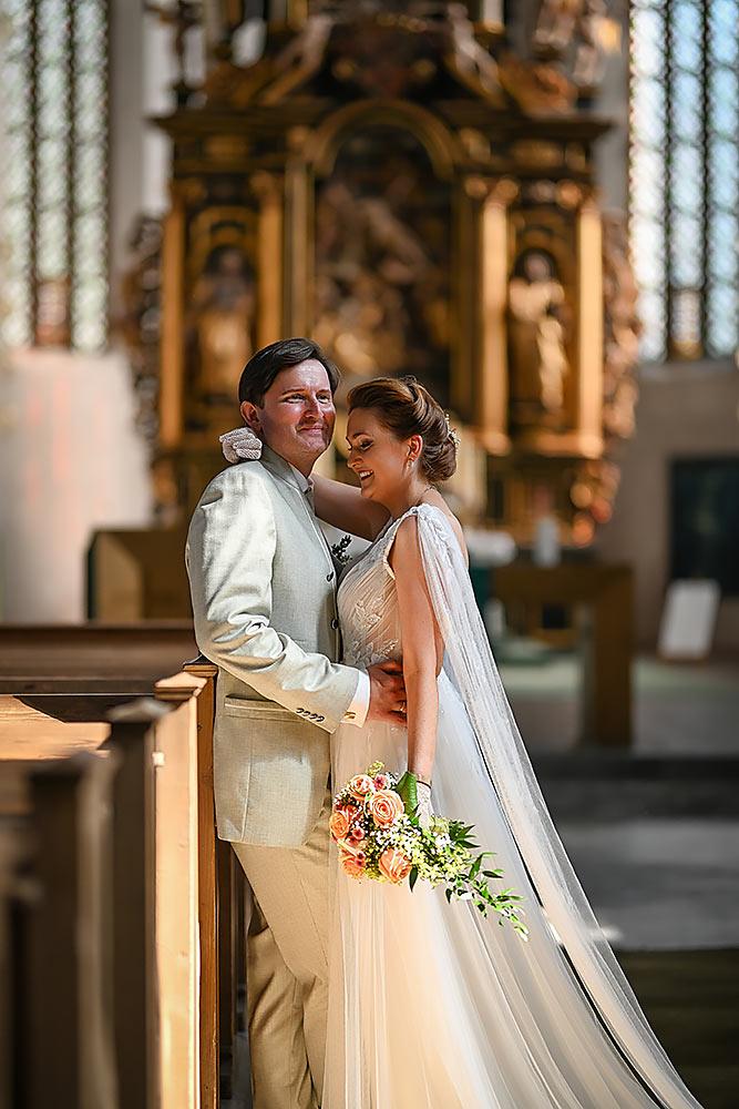 Kirchliche Trauung in der Petrikirche, Fotoshooting auf der Plassenburg Kulmbach, Feier im Al Castello