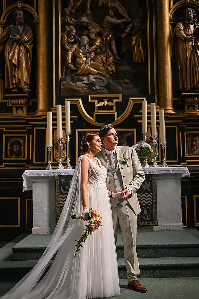 Kirchliche Trauung in der Petrikirche, Fotoshooting auf der Plassenburg Kulmbach, Feier im Al Castello