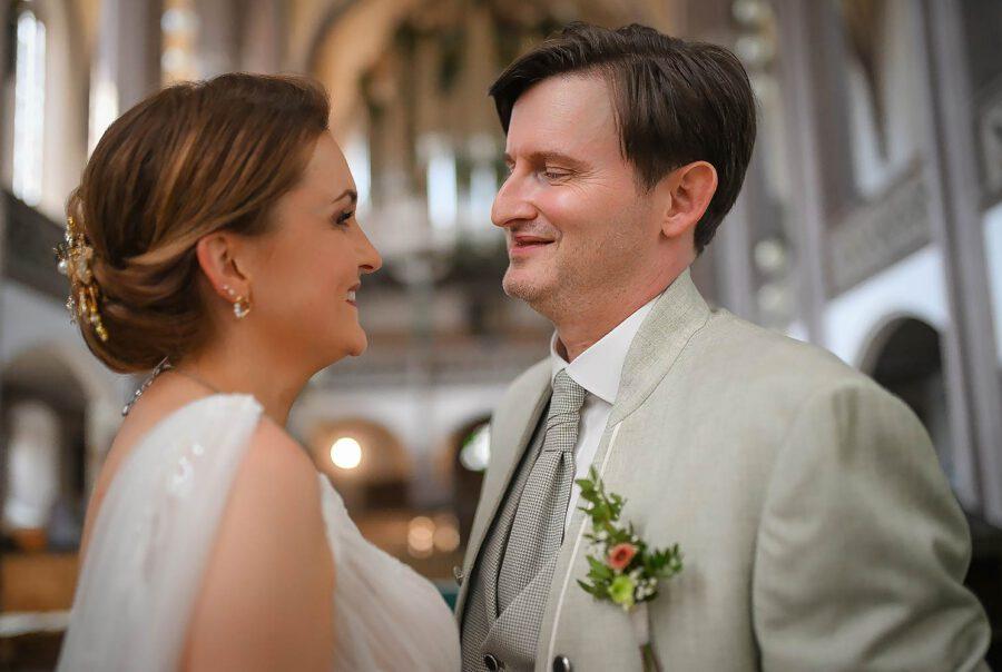 Kirchliche Trauung in der Petrikirche, Fotoshooting auf der Plassenburg Kulmbach, Feier im Al Castello