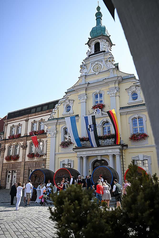 hochzeit in kulmbach - standesamtliche trauung im rathaus kulmbach - max hoerath design