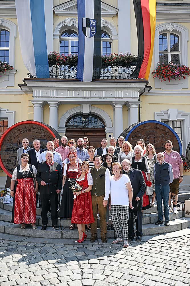 hochzeit in kulmbach - standesamtliche trauung im rathaus kulmbach - max hoerath design